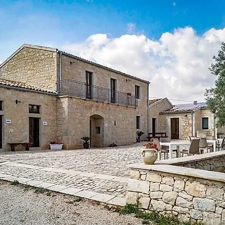 Feriested Tre Balate Natura E Relax Modica